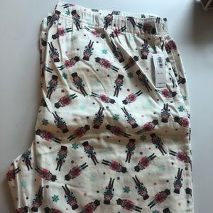 Old Navy Christmas Pajamas Size XL